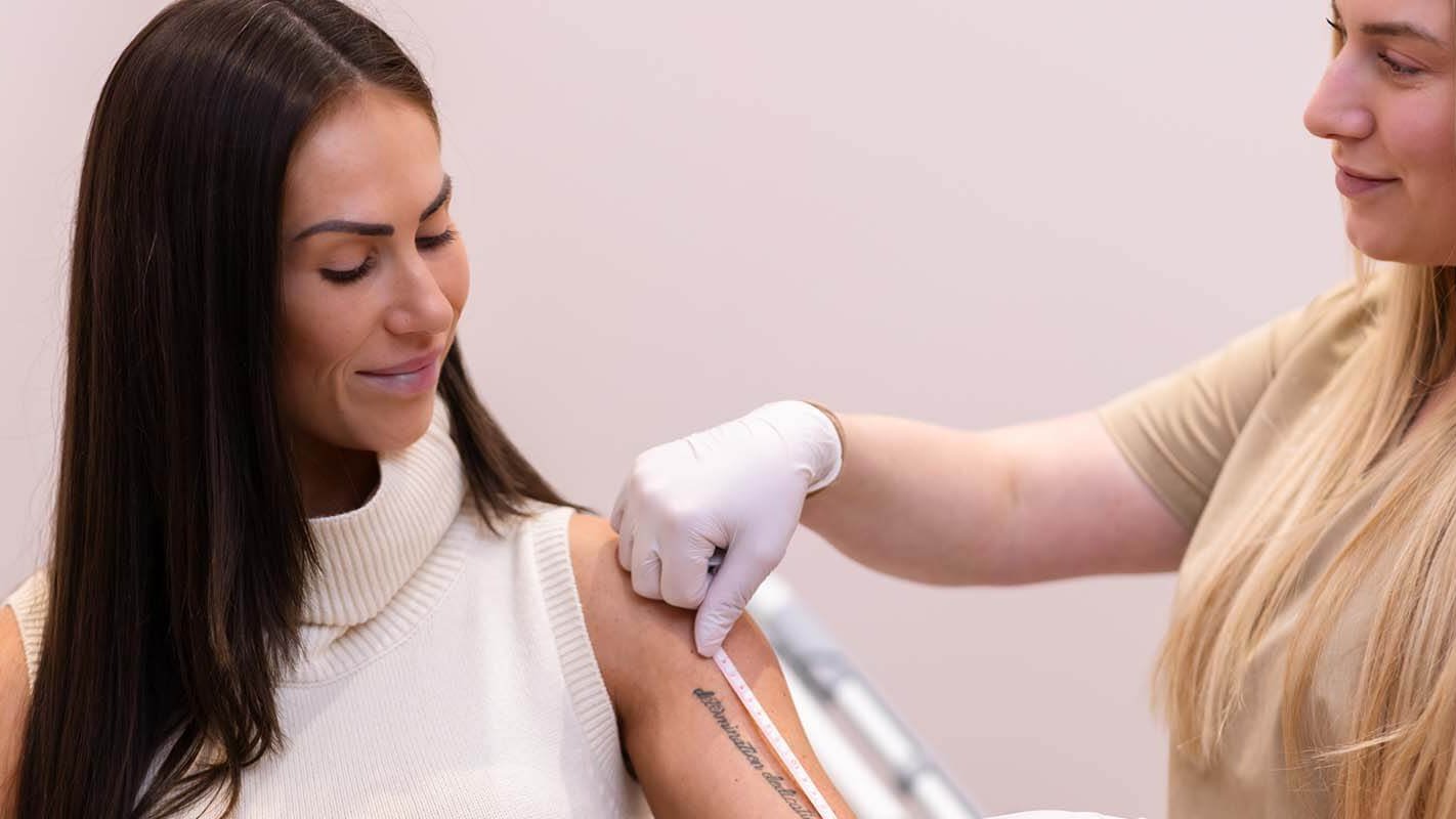 Hoe lang duurt tattoo verwijderen? Alles over tijd, sessies en herstel cover